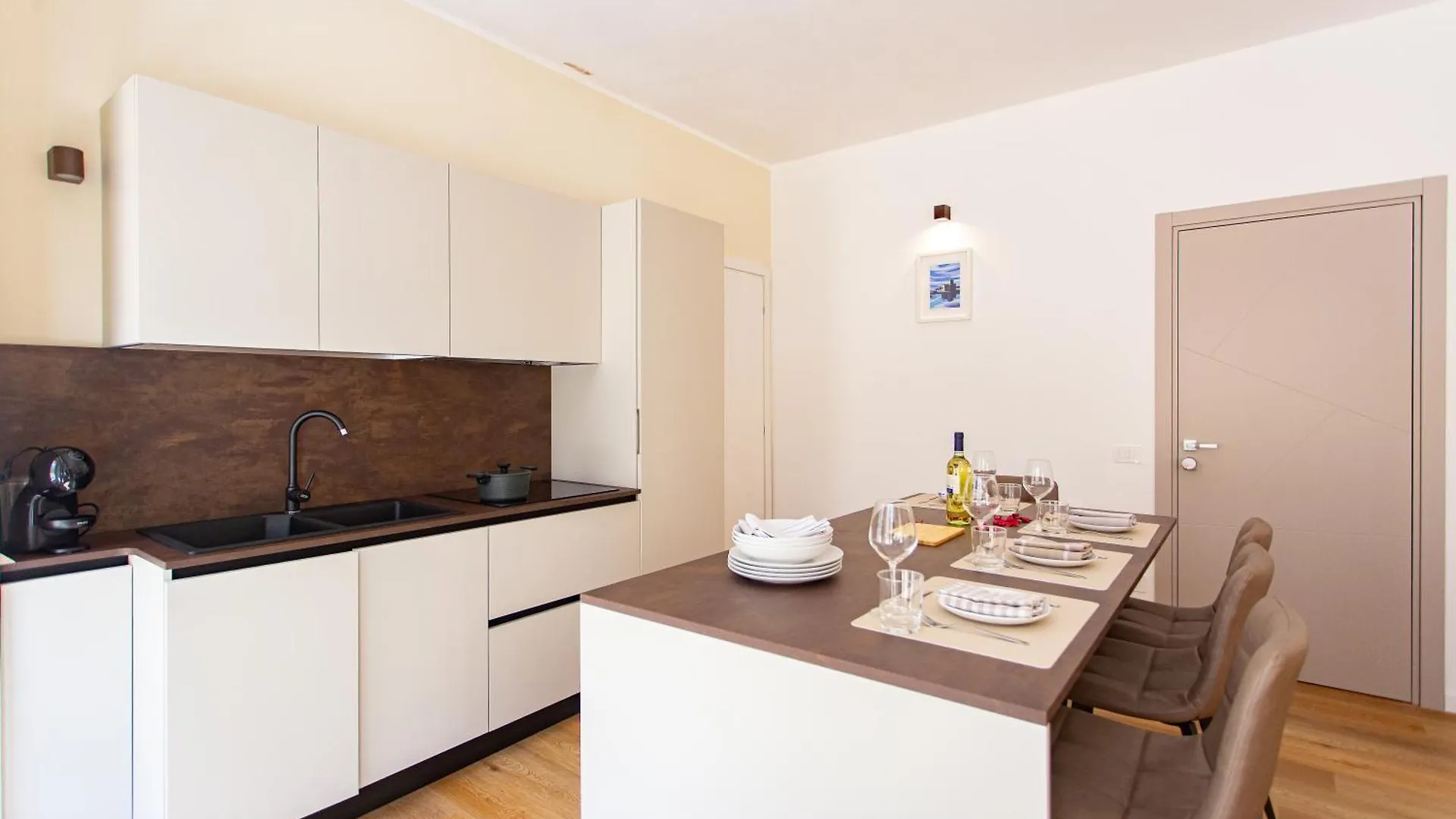 Cagliari Essence - Boutique Stay In The Heart Of Cagliari Penzion